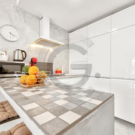 Tisalaya Bright Apartment *